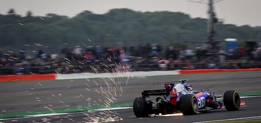 F1 | Daniil Kvyat: second accident caused in two consecutive races (video)
