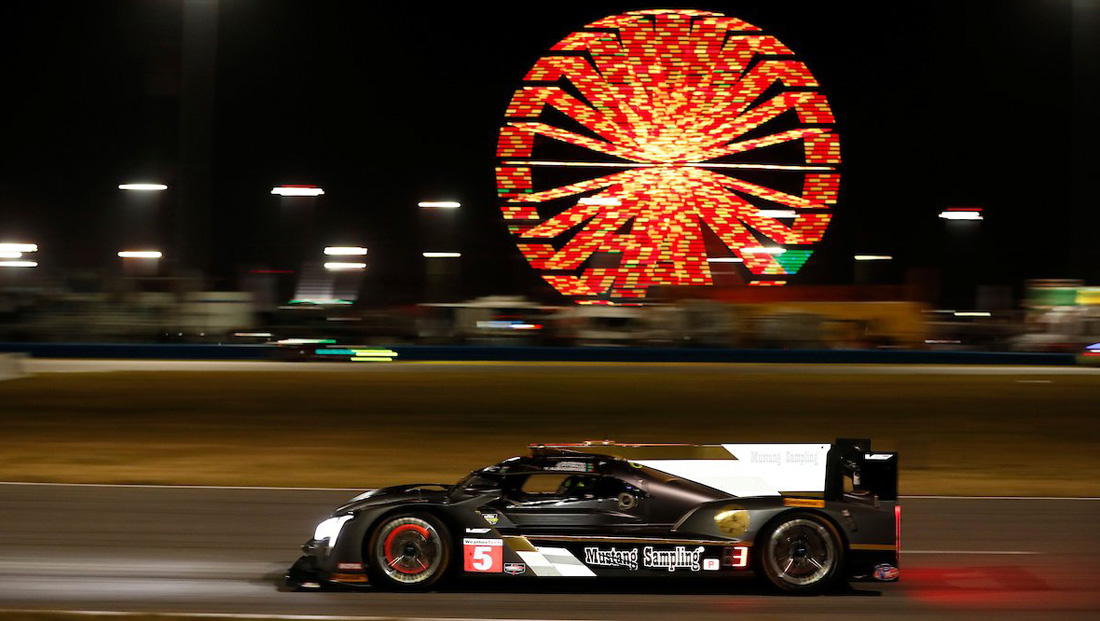 Alonso bids goodbye to his podium dreams at the 24 hours of Daytona