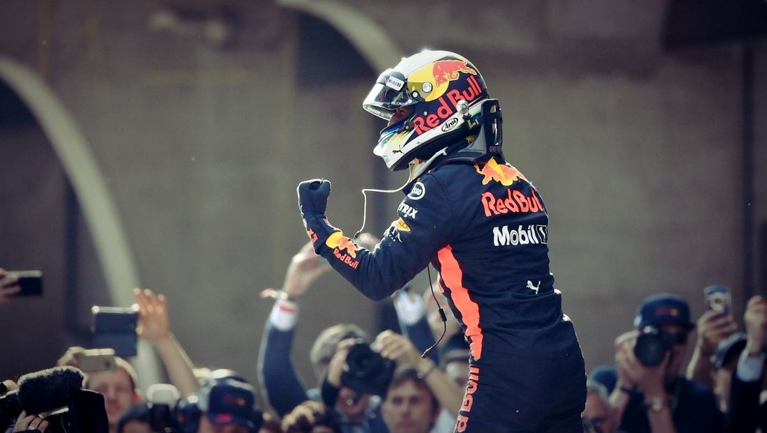 | Ricciardo wins the Chinese GP all