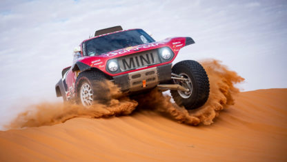 Carlos Sainz leads Dakar one week on