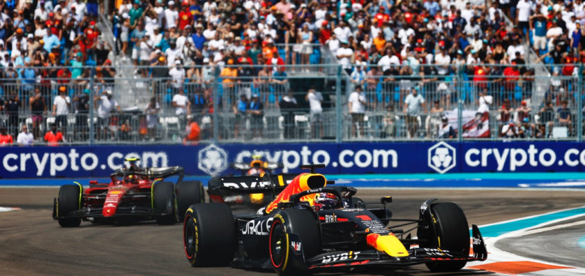 F1 Miami GP 2022: Miami F1 GP 2022: Verstappen unyielding to pressure from Leclerc